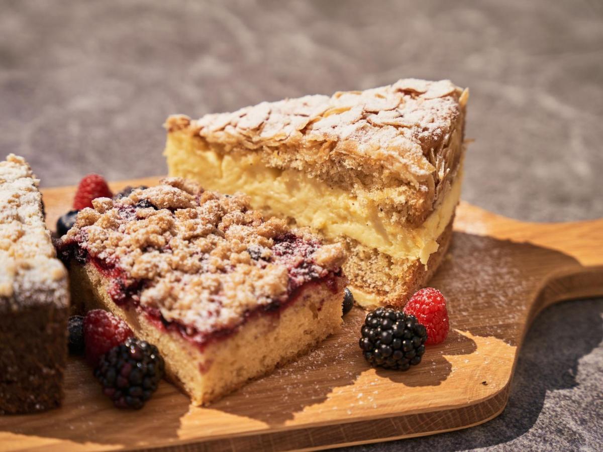 A-Rosa Kurhaus Binz Ξενοδοχείο Εξωτερικό φωτογραφία Crumble cake