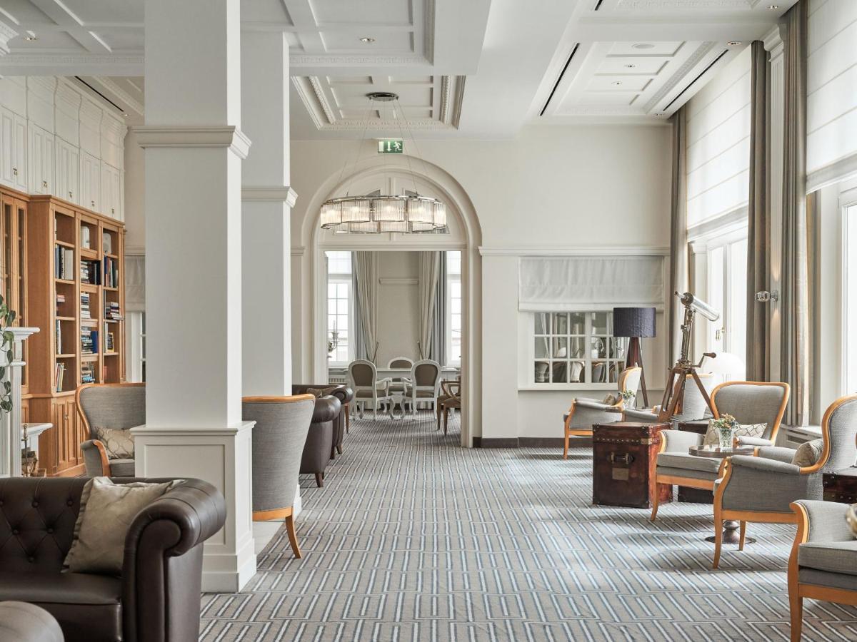 A-Rosa Kurhaus Binz Ξενοδοχείο Εξωτερικό φωτογραφία Library