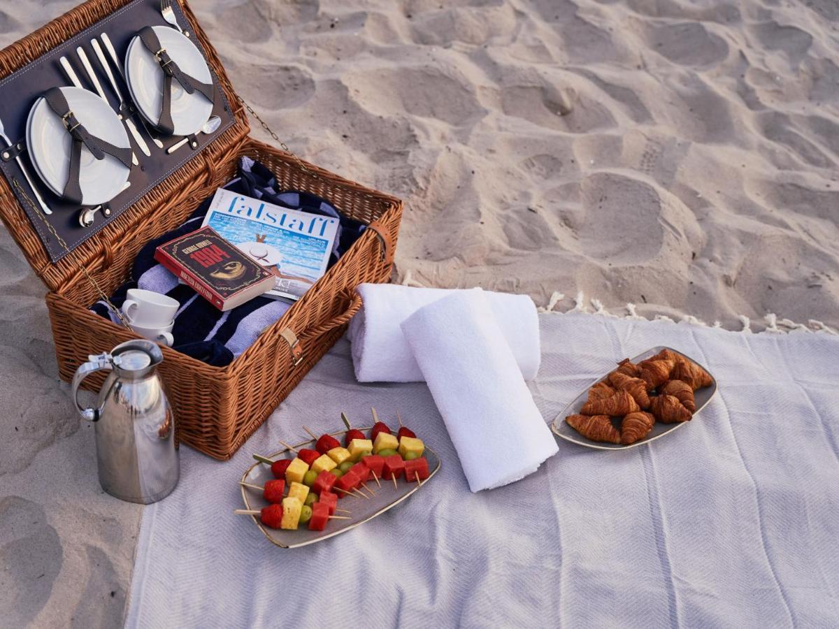 A-Rosa Kurhaus Binz Ξενοδοχείο Εξωτερικό φωτογραφία A picnic basket